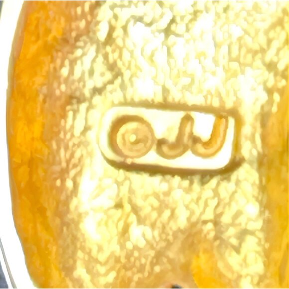 Clown Brooch Lapel Pin with Chain JJ Jonette Gold Tone Holding Umbrella Floating - Picture 7 of 8